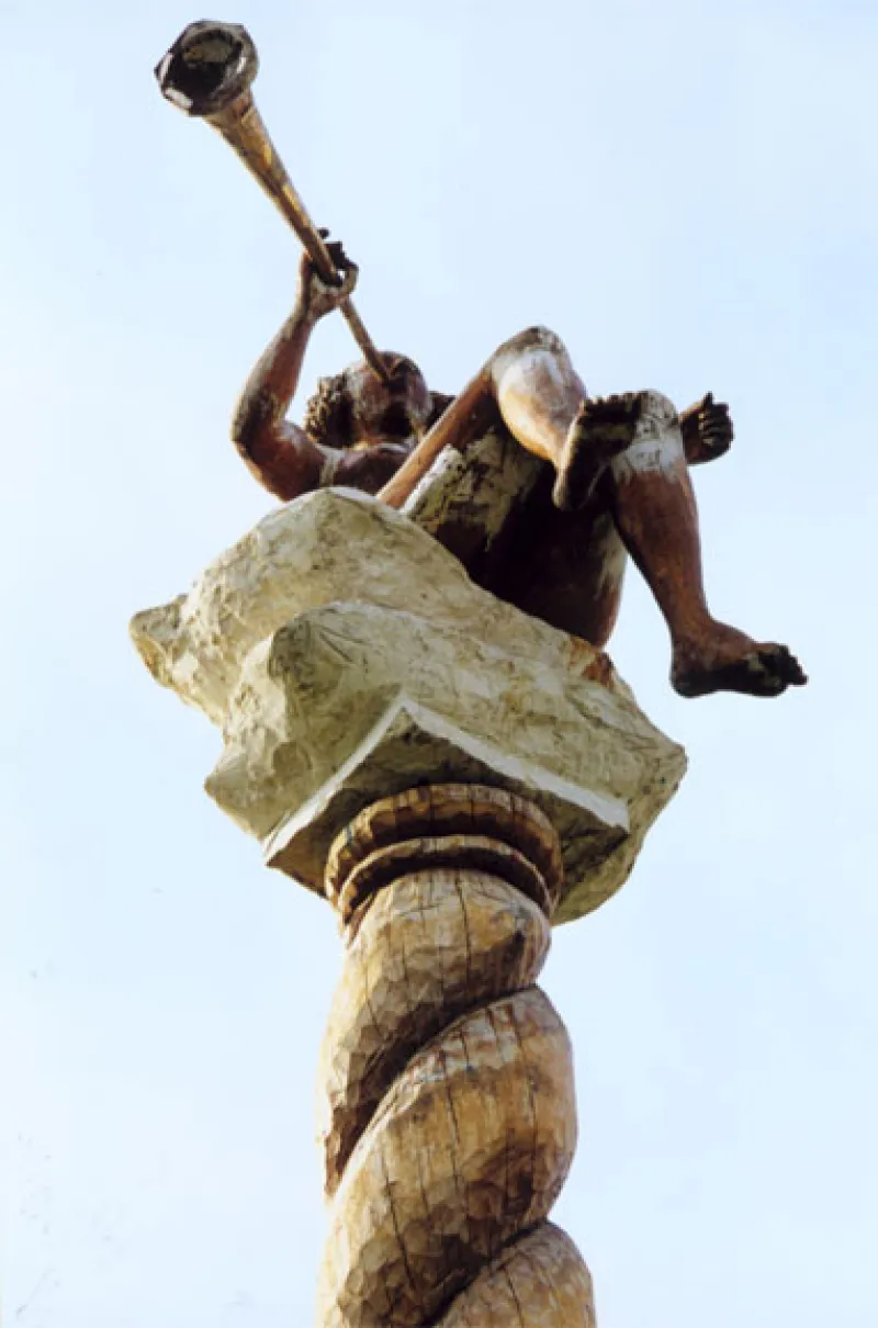 Muse
wood, stone, 560x120x120 cm
Open air museum, Moscow
1999