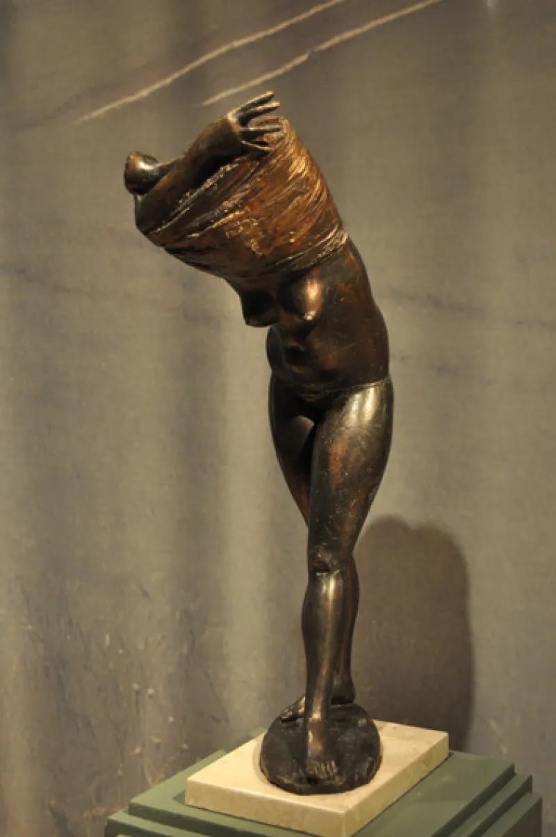 Evening
bronze
70x25x35cm
2011